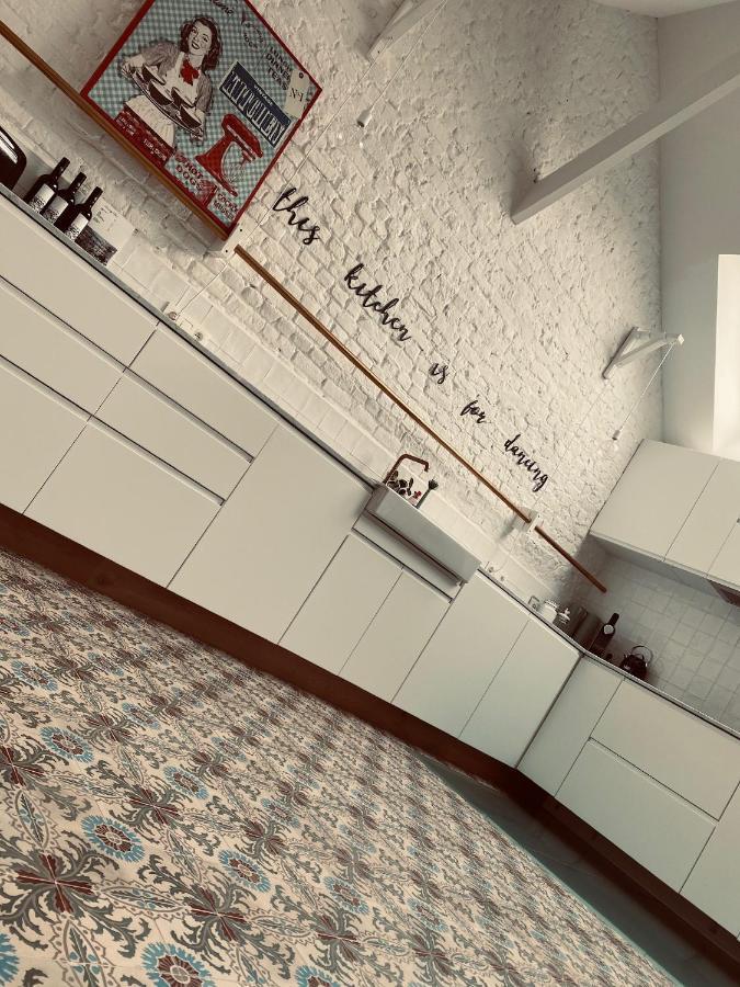 Lichtrijke Loft Bij Restaurant Den Olifant Lejlighed Ieper Eksteriør billede